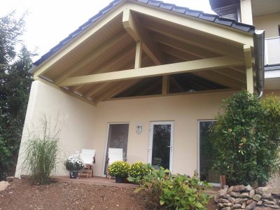 Holzbau Niederzissen Zimmerei Reimund Müller Überdachung Terassenüberdachung